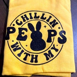 “CHILLIN WITH MY PEEPS “Tee short sleeve / Yellow